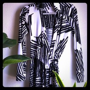 Cute palm print Calvin Klein dress. Worn once